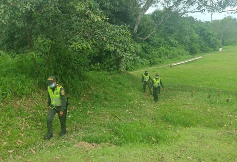 POLICÍA HALLÓ ARMA DE FUEGO EN ZONA BOSCOSA DE LETICIA