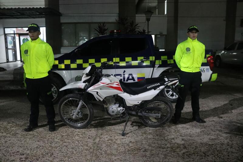 TRÁS VARIOS MESES DE SEGUIMIENTO, POLICÍA RECUPERA MOTOCICLETA HURTADA EN LETICIA