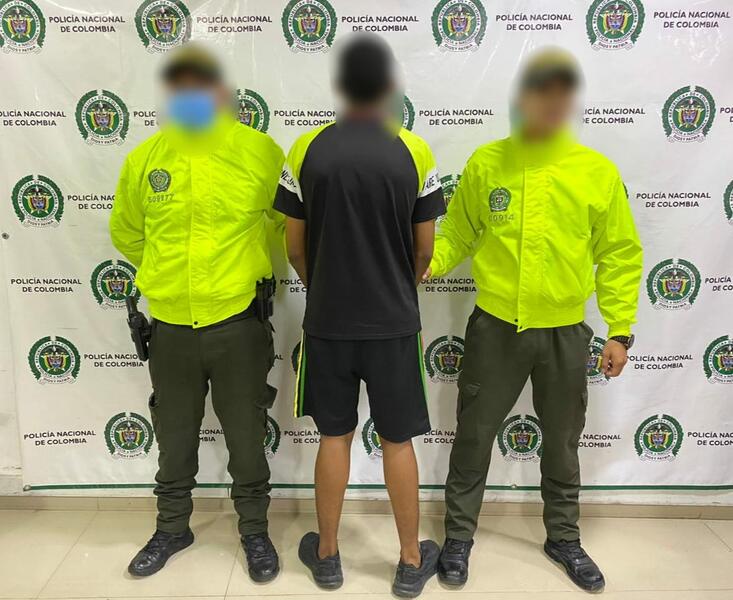 SUJETO FUE CAPTURADO CON MÁS DE 90 GRAMOS DE MARIHUANA EN EL INPEC SUJETO FUE CAPTURADO CON MÁS DE 90 GRAMOS DE MARIHUANA EN EL INPEC