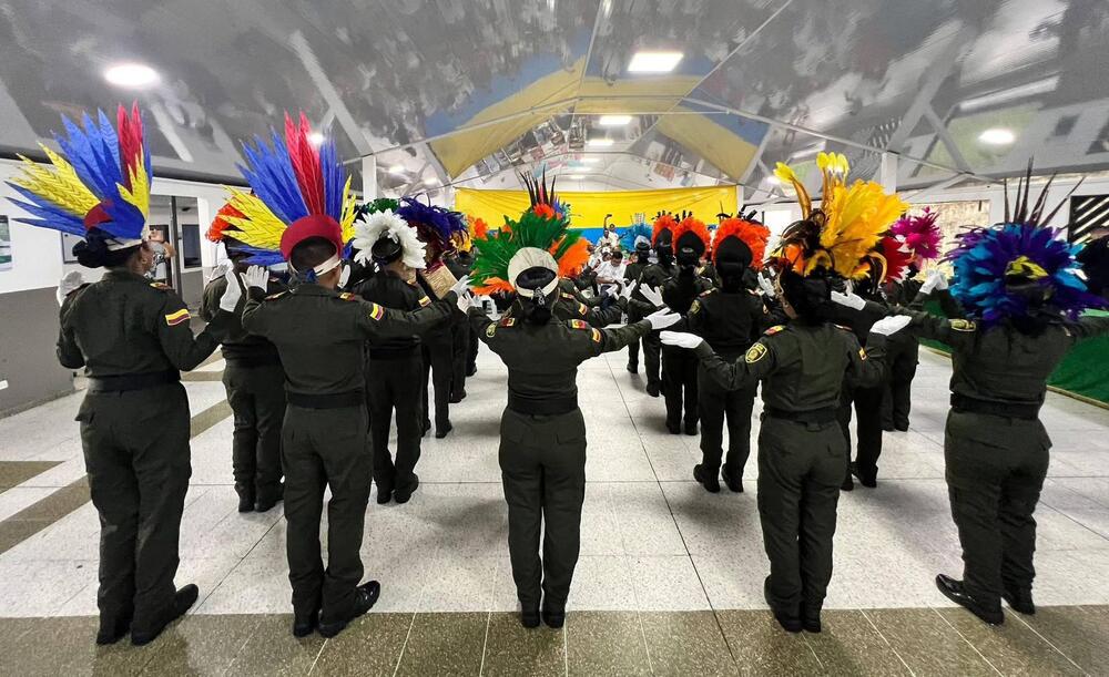 Ceremonia de Juramento a la Bandera del Curso 009 de Auxiliares de Policía Ceremonia de Juramento a la Bandera del Curso 009 de Auxiliares de Policía