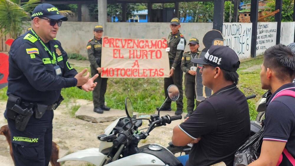 Policía Nacional adelanta jornada de sensibilización para prevenir el hurto a motocicletas en el Amazonas Policía Nacional adelanta jornada de sensibilización para prevenir el hurto a motocicletas en el Amazonas