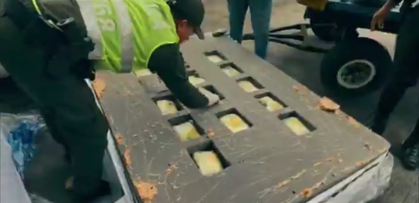 Capturadas dos mujeres por tráfico de estupefacientes en el aeropuerto de Leticia