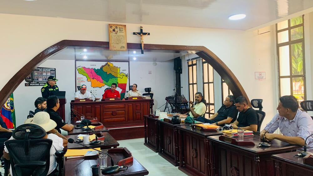 Policía Nacional participa en Asamblea Departamental para fortalecer la seguridad en el Amazonas