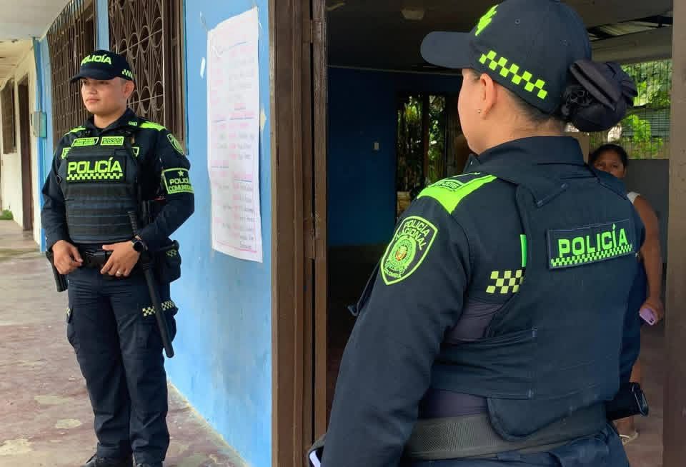 Policía Nacional en el Amazonas garantizó seguridad durante elecciones de Juntas de Acción Comunal en el municipio de Leticia 
