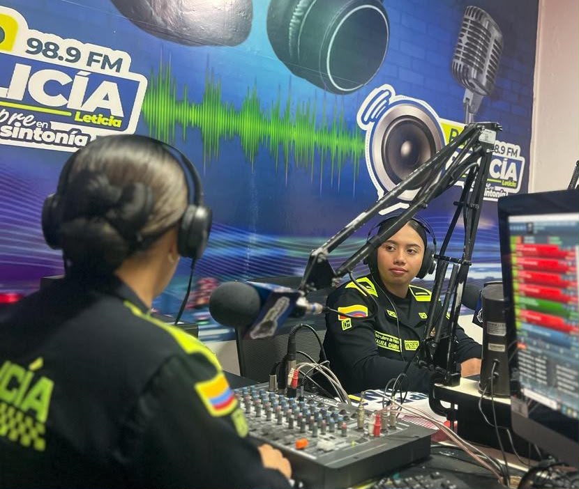 Policía Nacional brindó recomendaciones para la protección de niños, niñas y adolescentes en espacio radial Policía Nacional brindó recomendaciones para la protección de niños, niñas y adolescentes en espacio radial