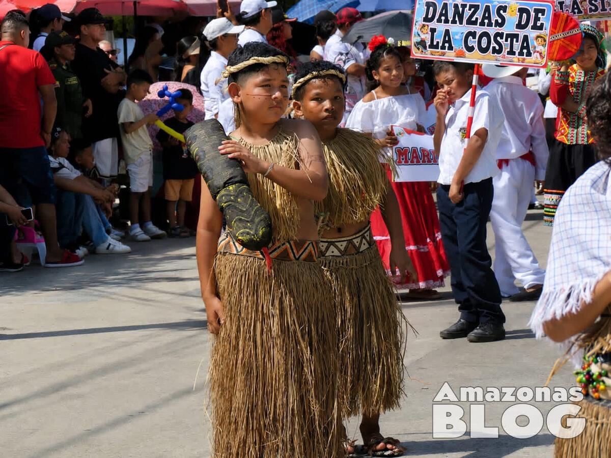  La juventud fue protagonista en el desfile del 19 de julio en Leticia