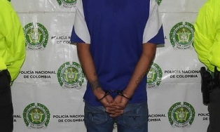 CAPTURADO SUJETO QUE FUE SORPRENDIDO CON 59 DOSIS DE COCAÍNA EN LETICIA CAPTURADO SUJETO QUE FUE SORPRENDIDO CON 59 DOSIS DE COCAÍNA EN LETICIA