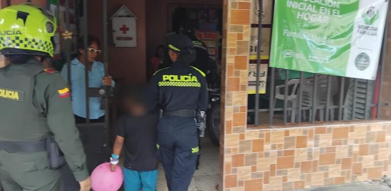 Niños siguen en busca de sus familias Niños siguen en busca de sus familias