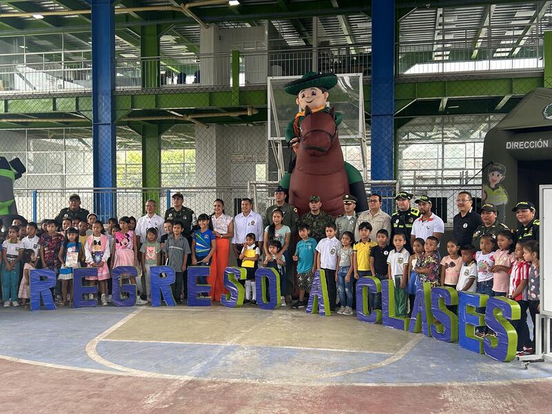 Trabajando por entornos escolares seguros en el sur del país 