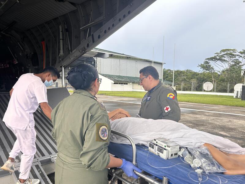 Aeronave medicalizada de su Fuerza Aeroespacial Colombiana realizó el traslado aeromédico de mujer con embarazo de alto riesgo 