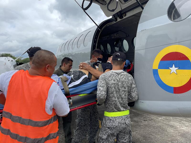 Oportuno traslado aeromédico a un adulto mayor en delicado estado de salud desde Amazonas