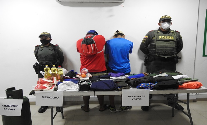 CAPTURAMOS A DOS SUJETOS POR EL DELITO DE HURTO EN EL BARRIO LA ESPERANZA CAPTURAMOS A DOS SUJETOS POR EL DELITO DE HURTO EN EL BARRIO LA ESPERANZA