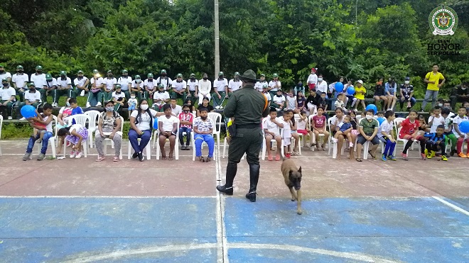 DÍA DE LA FAMILIA EN EL BARRIO AFASINTE DE LETICIA DÍA DE LA FAMILIA EN EL BARRIO AFASINTE DE LETICIA