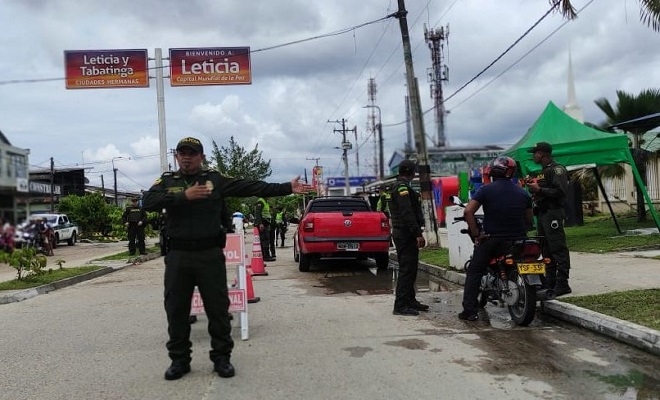 POLICÍA DESPLIEGA DISPOSITIVO DE SEGURIDAD PARA EL FIN DE AÑO