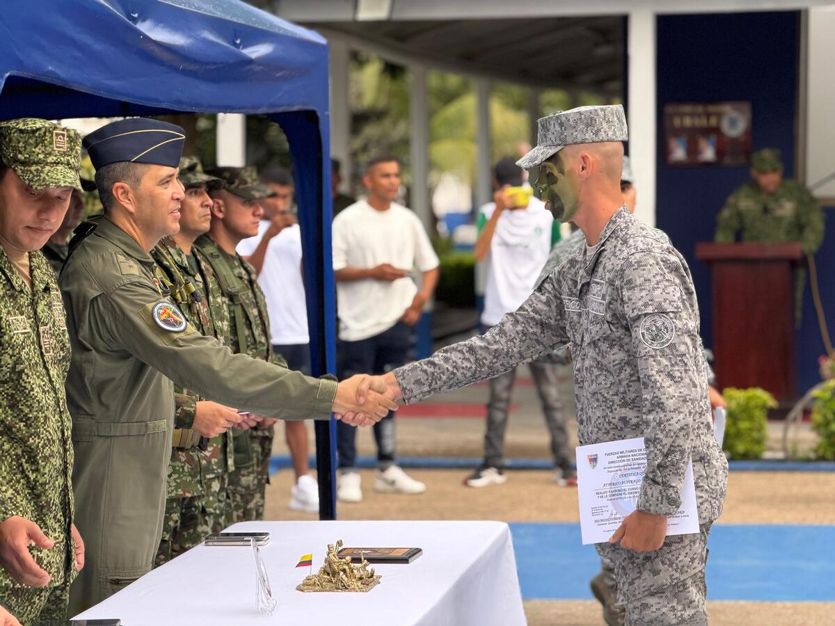 Formación de socorristas militares potencia capacidades humanitarias y operacionales