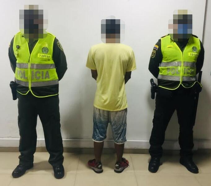 CAPTURADO UN HOMBRE POR EL DELITO DE VIOLENCIA INTRAFAMILIAR CAPTURADO UN HOMBRE POR EL DELITO DE VIOLENCIA INTRAFAMILIAR
