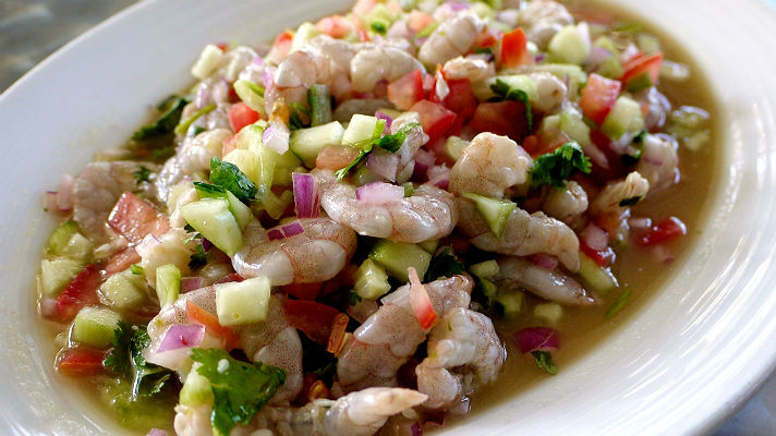 Ceviche con camarones Comidas Peru