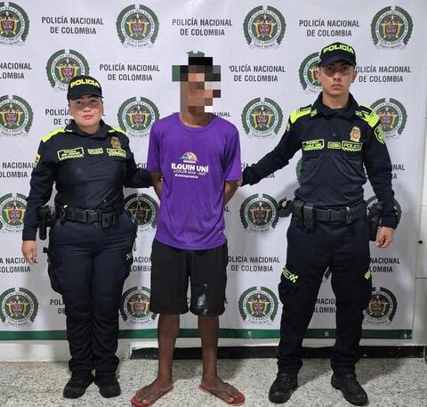 Capturado ciudadano por presunto delito de violencia contra servidor público en Leticia Capturado ciudadano por presunto delito de violencia contra servidor público en Leticia