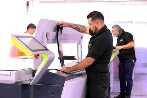 Chemisolutions conmemora 15 años de excelencia industrial con tecnología de vanguardia para el empaque Chemisolutions conmemora 15 años de excelencia industrial con tecnología de vanguardia para el empaque