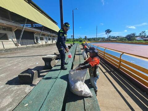 Alcaldía y policía embellecieron el coliseo municipal de Leticia