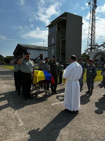 CON HONOR DESPEDIMOS AL PATRULLERO FABIAN ANDRES FERREIRA PARRA 