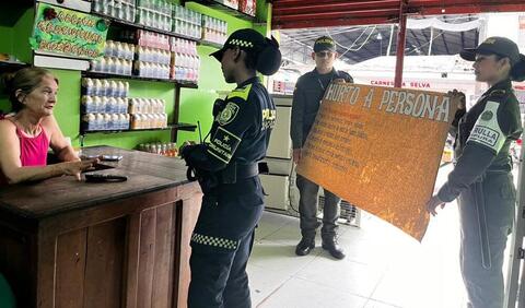 Grupo de Policía Comunitaria adelanta campañas de prevención contra el hurto a personas en el Amazonas 