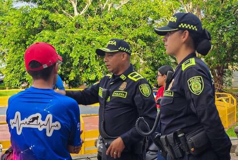 POLICÍA NACIONAL FORTALECE ACCIONES DE PREVENCIÓN Y SEGURIDAD EN EL PATINÓDROMO DEL BARRIO SAN MARTÍN