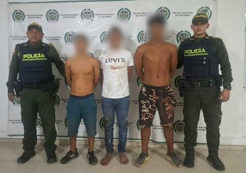 CAPTURADOS POR RIÑAS RECÍPROCAS