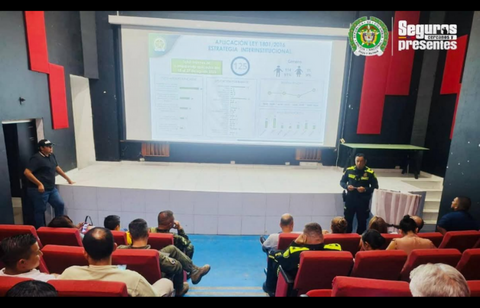 La Policía nacional del amazonas participó en el Consejo de Seguridad con comerciantes y la Cámara de Comercio