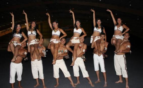 Grupos Bailarines en foto