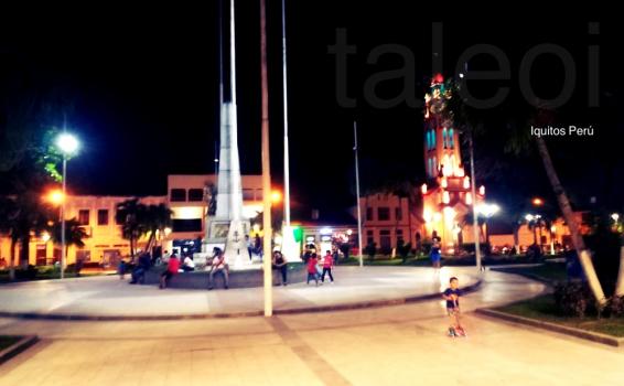 Plaza de armas en Peru