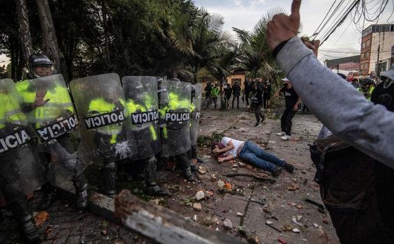 image for Disturbios y  protestas en el país tras muerte ocasionada por policía 