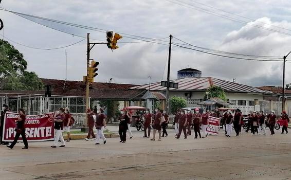 image for Trabajadores del sector salud Loreto protestan / DIRESA