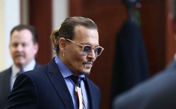 Johnny Depp tendría una relación con una sus abogadas image for Johnny Depp tendría una relación con una sus abogadas