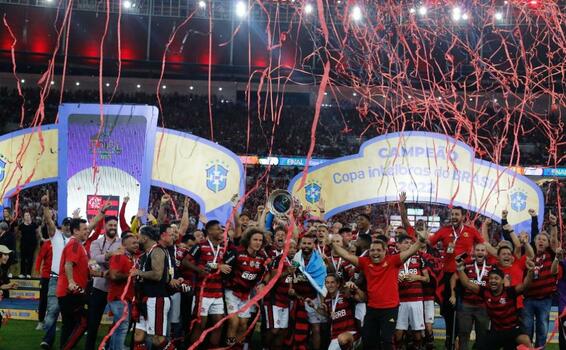 image for Flamengo vence o Corinthians nos pênaltis