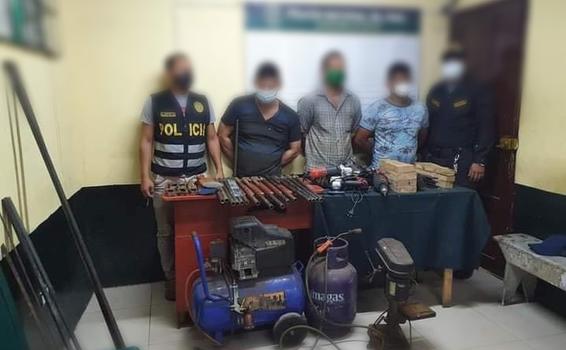 Tres sujetos intervenidos por presunto delito contra la seguridad pública image for Tres sujetos intervenidos por presunto delito contra la seguridad pública