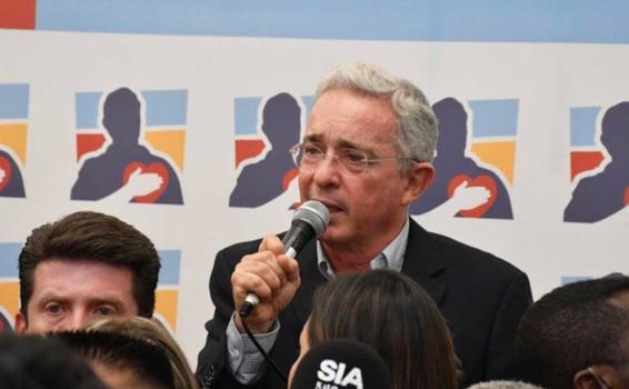image for Congresistas del CD no recibirán el aumento de salario | Uribe