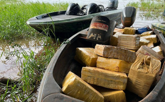 image for Apreendem embarcação com mais de 1 tonelada de drogas