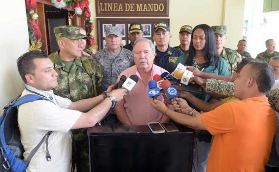 Rueda de prensa de militares en Buenabentura