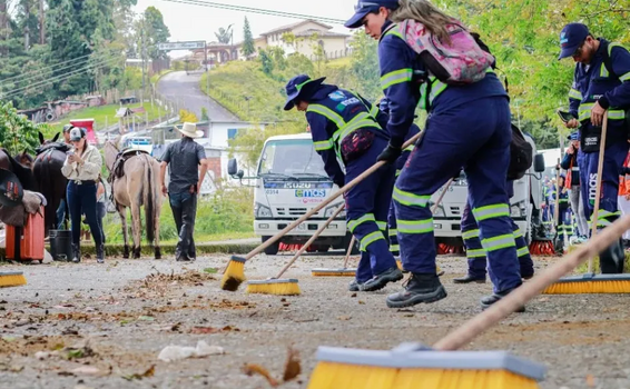 image for Emas by Veolia recogió seis toneladas de residuos tras la cabalgata