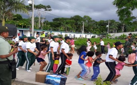 image for Policía llega a lugares marginados de Leticia