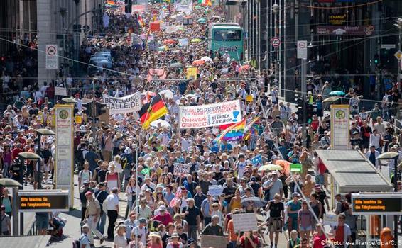 image for Alemania registra más de mil nuevos contagios por segundo día consecutivo