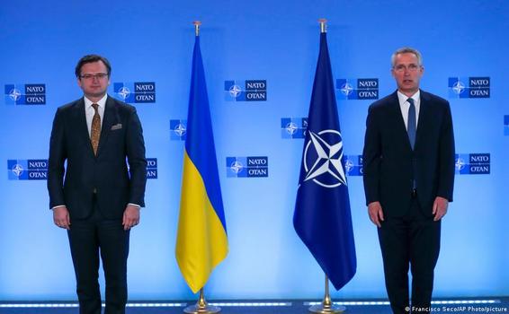 image for OTAN exige a Rusia detener escalada militar con Ucrania