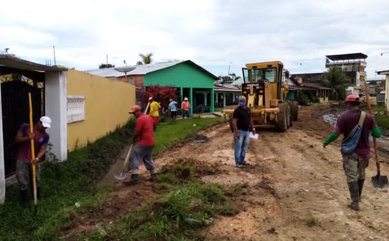 image for Trabalho de terra Plenagem e de abrimento de Valas