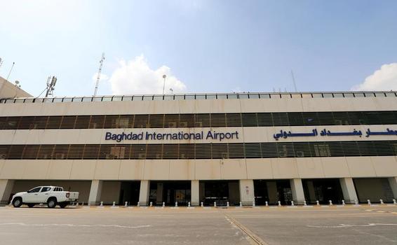 image for Misiles caen cerca del aeropuerto internacional de Bagdad