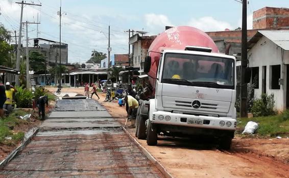 image for Estrada Perimental  no bairro Santa Rosa está recebendo o concreto armado