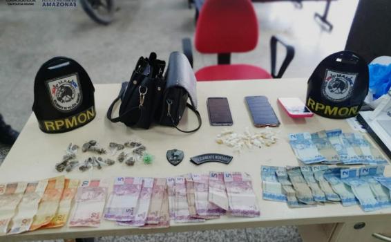 image for Polícia Militar detém trio suspeito de tráfico de drogas na Ponta Negra