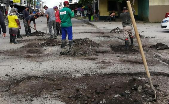 Operação Tapa Buraco na Rua Marechal Mallet image for Operação Tapa Buraco na Rua Marechal Mallet