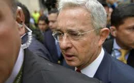 image for Orden de detención a expresidente Uribe | Corte Suprema