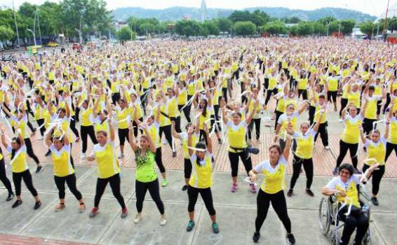 El 5 y 6 de abril programese con la buena salud Personas en una jornadas deportivas